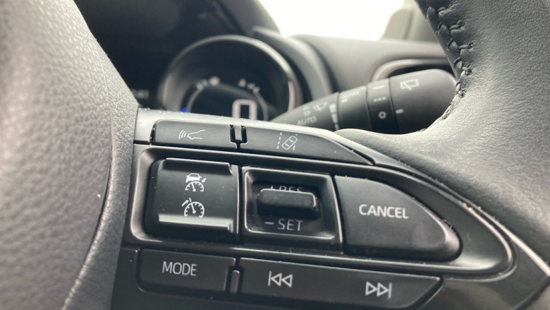 Toyota Yaris 1.5 Hybrid Excel 5dr CVT Hybrid Hatchback